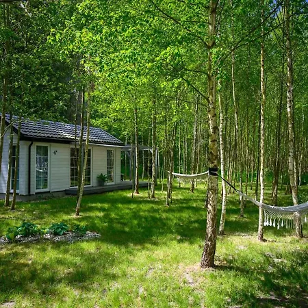 Дом отдыха Comfortable No 2b With A Fireplace Дарлово
