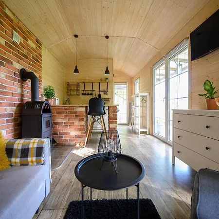 Дом отдыха Comfortable No 2b With A Fireplace
